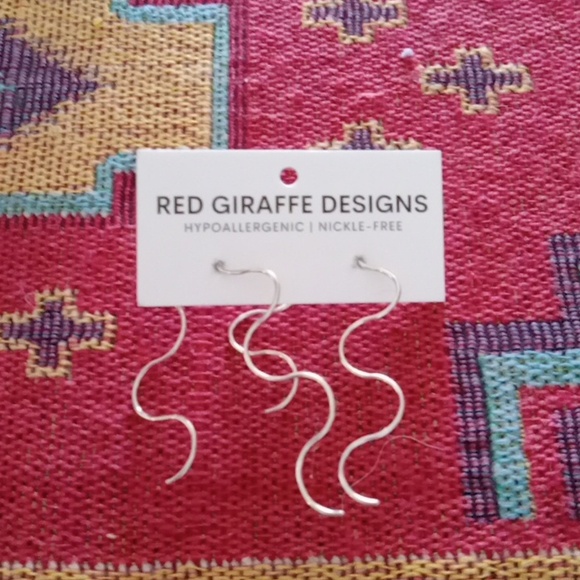 Red Giraffe Designs Jewelry - Silver Hypoallergenic Nickel Free Earrings. Brand New